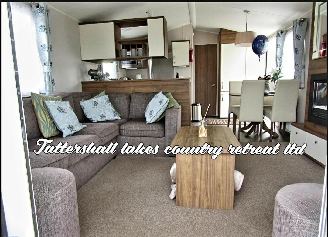 Tattersall Lakes Country Retreat Villa Dogdyke Exteriör bild