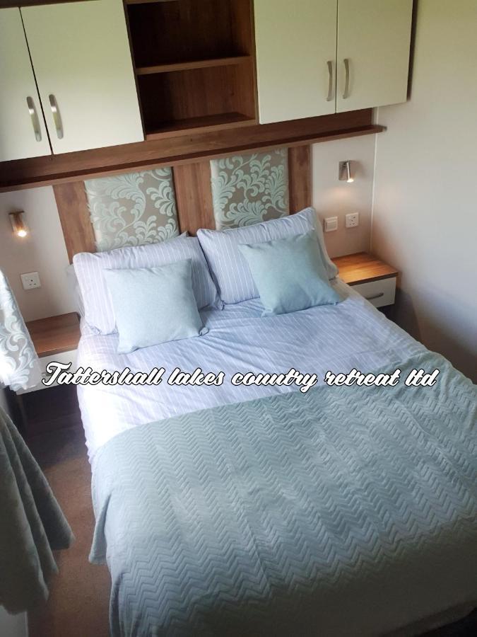Tattersall Lakes Country Retreat Villa Dogdyke Exteriör bild