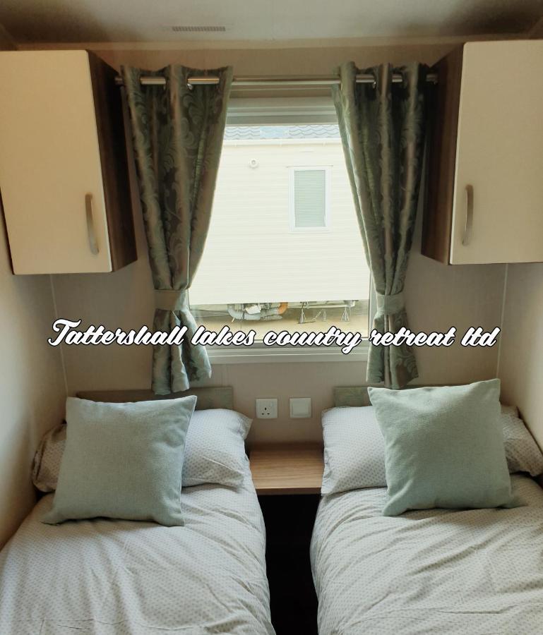 Tattersall Lakes Country Retreat Villa Dogdyke Exteriör bild