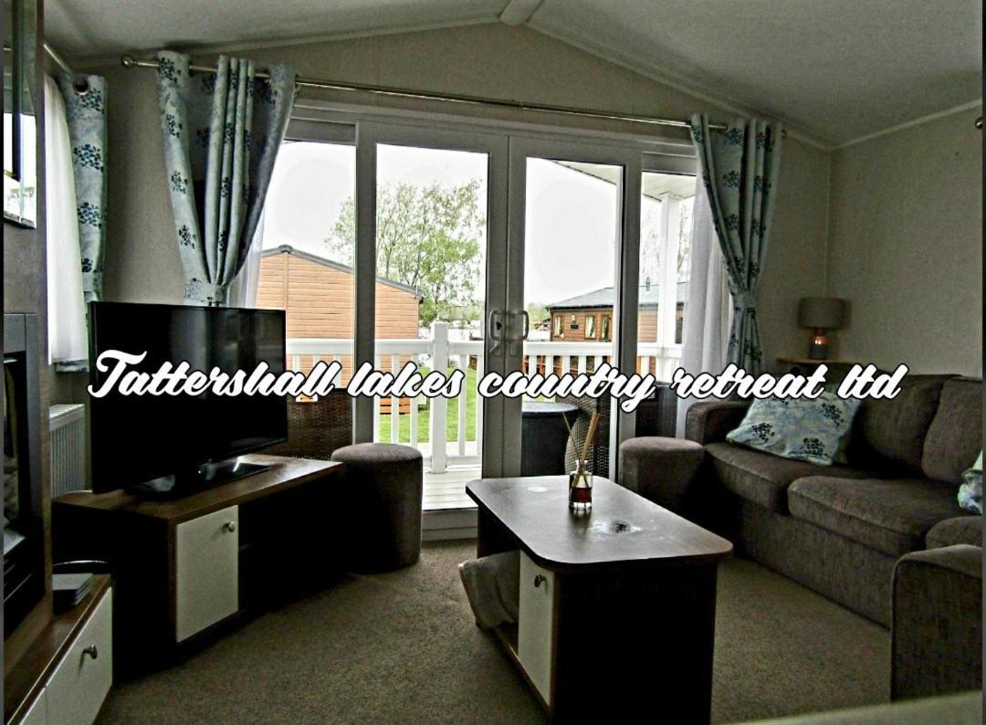 Tattersall Lakes Country Retreat Villa Dogdyke Exteriör bild